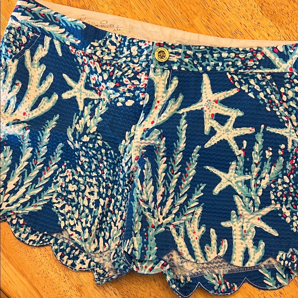 Lilly Pulitzer Blue Coral Print Scalloped Shorts